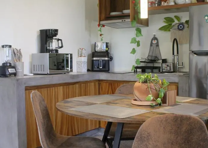 2 Bdrm-2 Baths For Groups & Music Lovers Apartamento